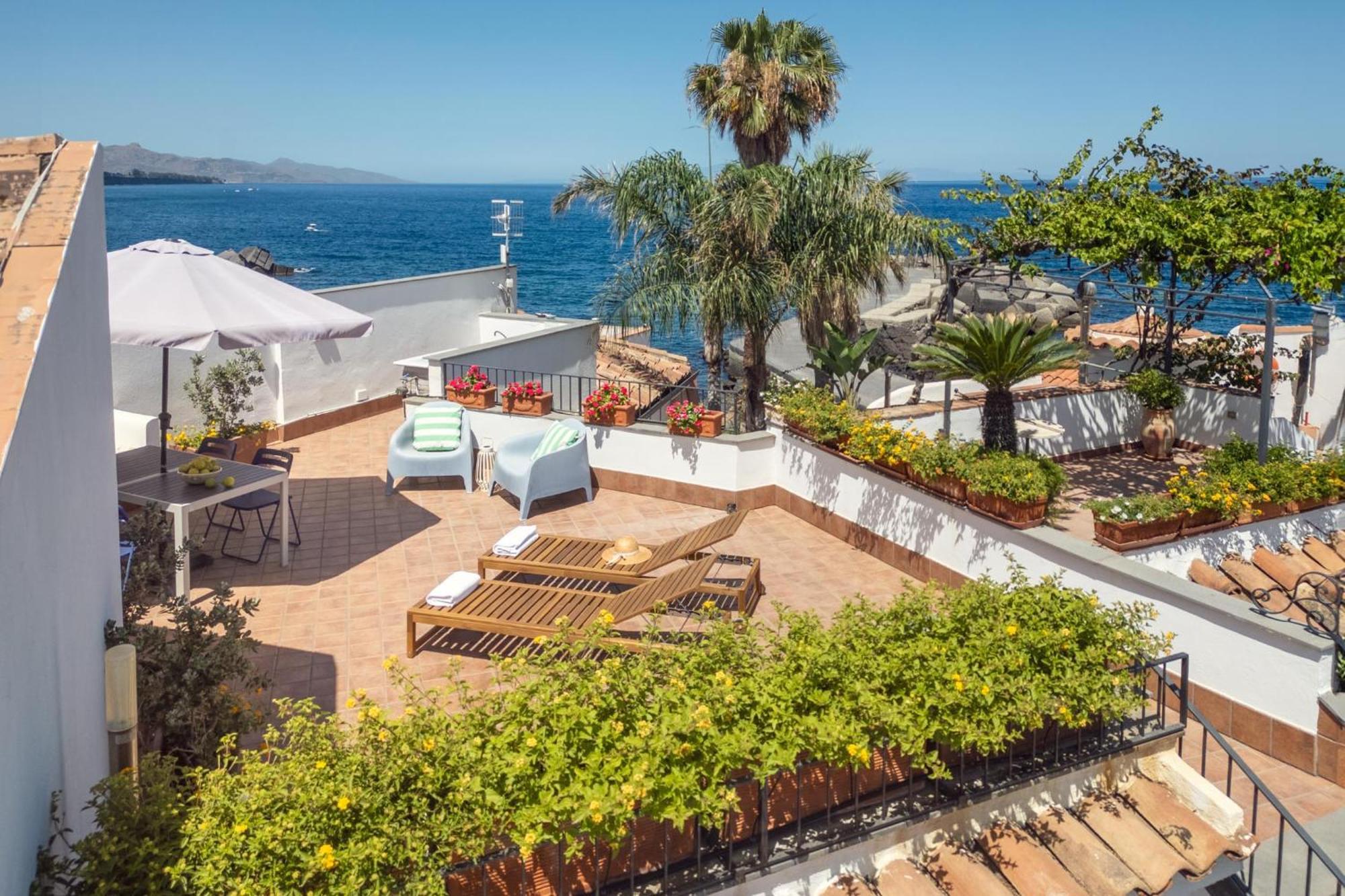 Blue54 - Pozzillo Sul Mare Fra L'Etna E Taormina Villa ภายนอก รูปภาพ