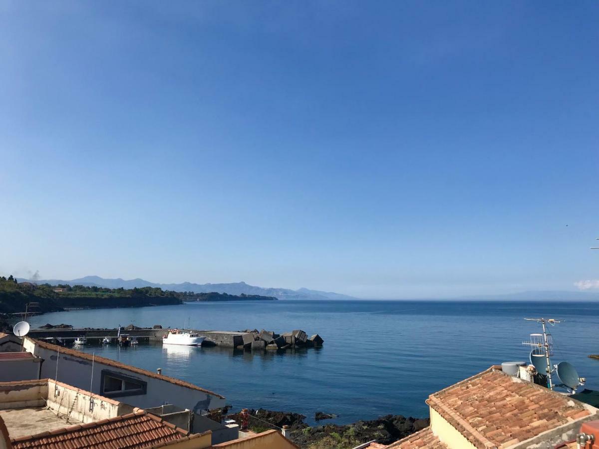 Blue54 - Pozzillo Sul Mare Fra L'Etna E Taormina Villa ภายนอก รูปภาพ